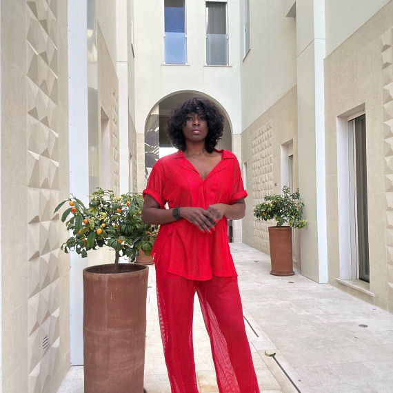 https://www.oluchi-fashions.com/fr/products/red-net-mesh-two-piece