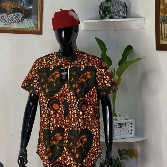 https://www.oluchi-fashions.com/fr/products/african print men shirt